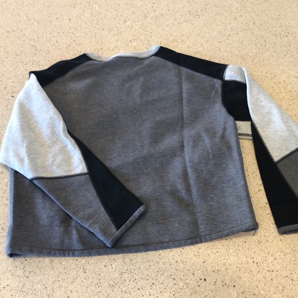 Nike Women’s Crop Sweatshirt - M - Grey/Black - Picture 4 of 4